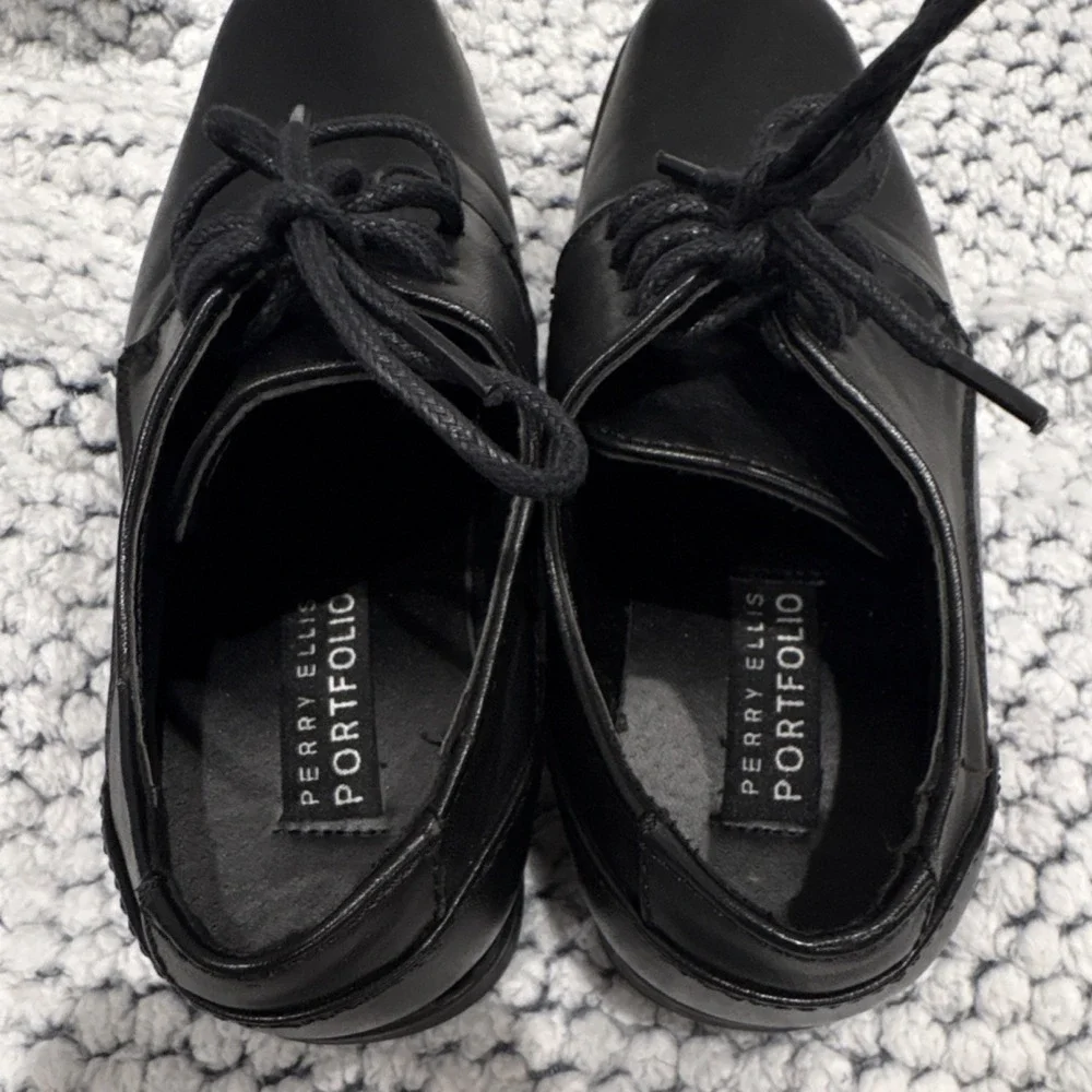 Perry Ellis Portfolio Boys black Faux Leather Square Toe Lace-Up Derby 1